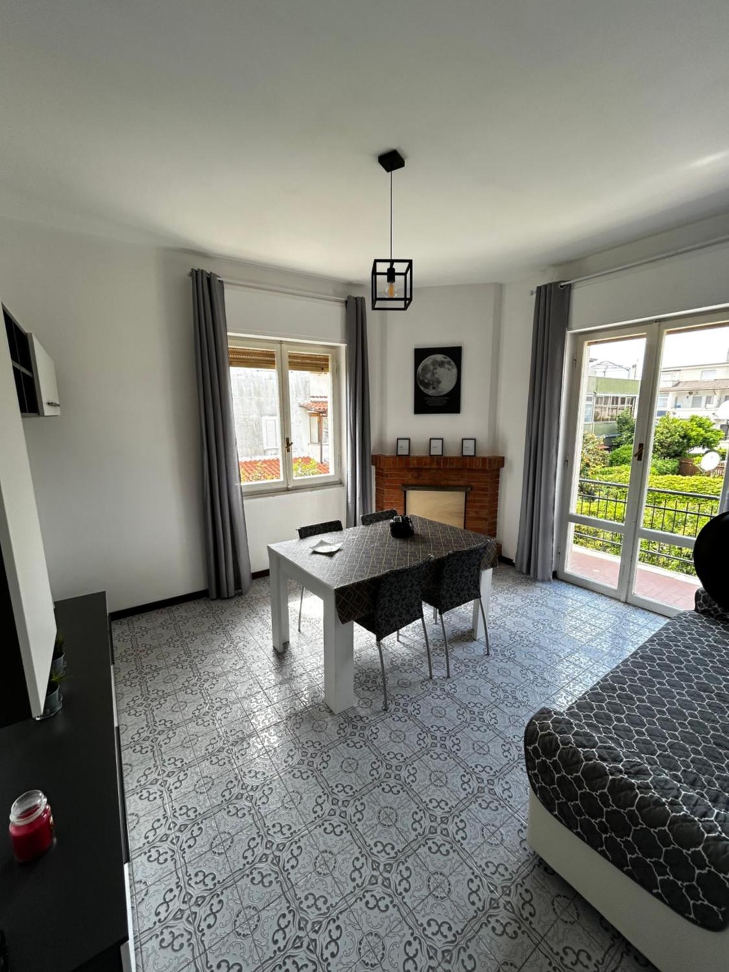 Reversal Apartment Santa Marinella Exteriér fotografie